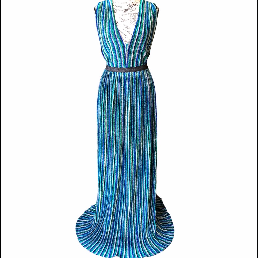 BCBGMAXAZRIA Gown